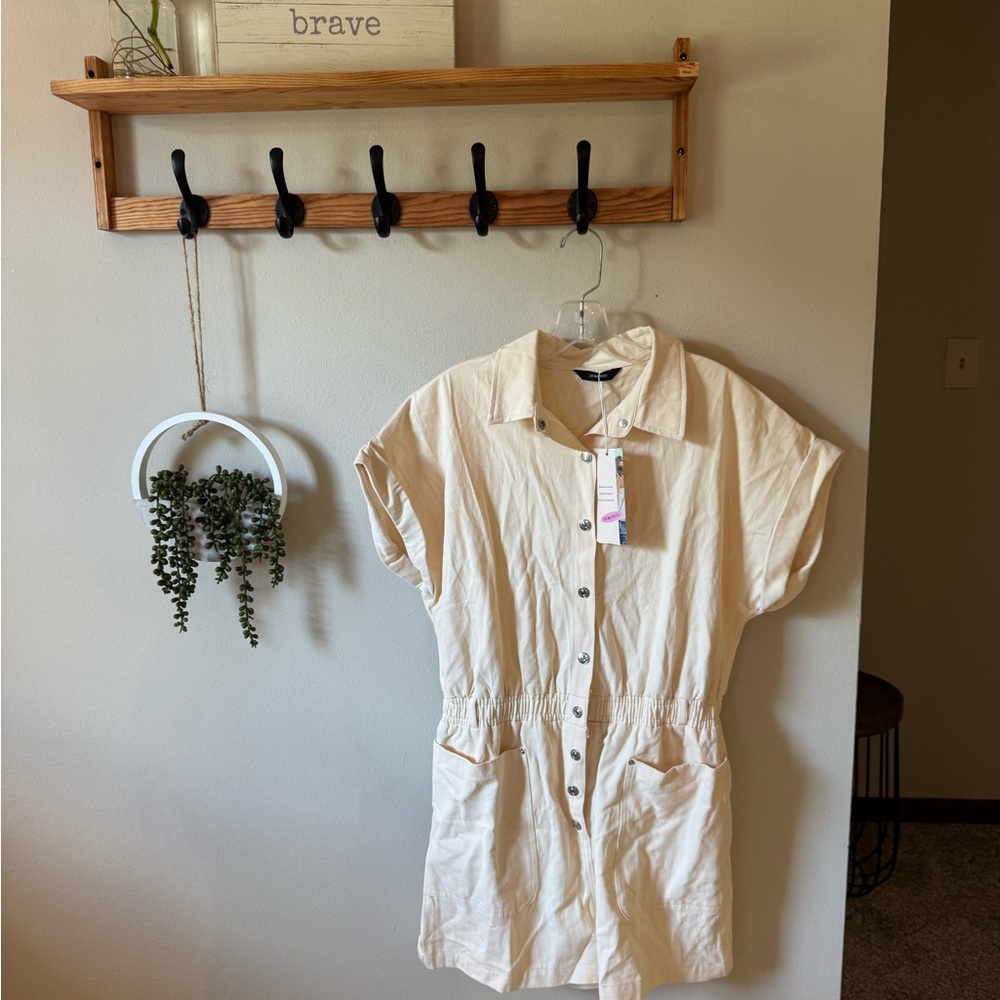 Dokotoo Cream Romper